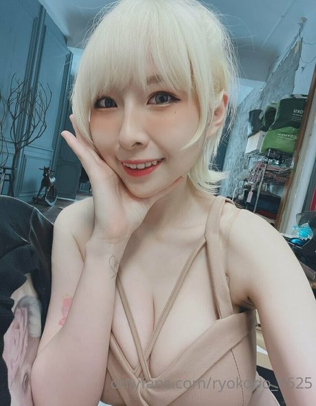 ryoko strip onlyfans