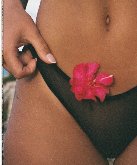 anna are_ onlyfans naked