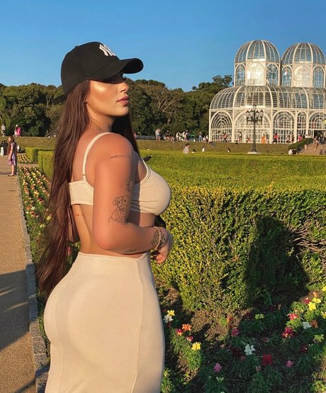 Paola Sabadin onlyfans sextape leak