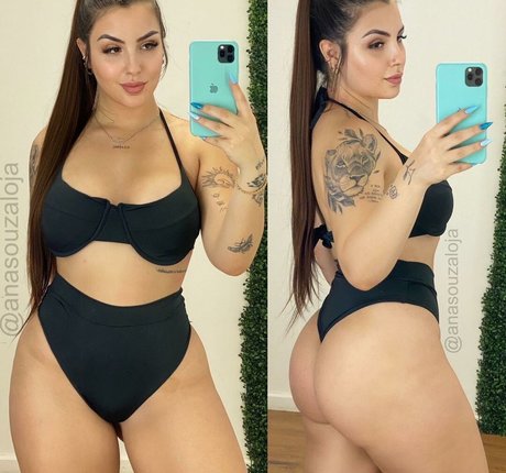 Paola Sabadin nude onlyfans leaked