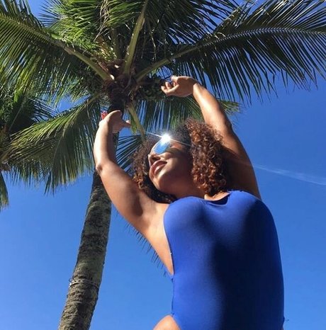 Valeria Valenssa onlyfans gratis