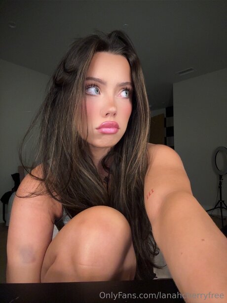 Lanahcherryfree only fans.