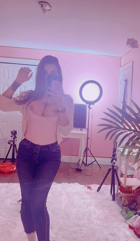 laraloxley onlyfans ass