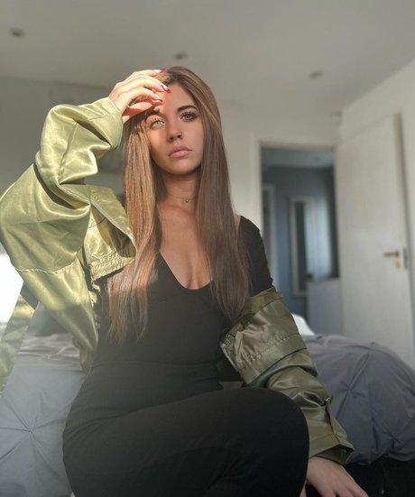 Megann22 onlyfans model