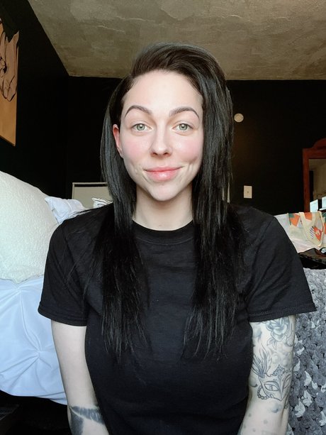 arab teen onlyfans erotic depiction