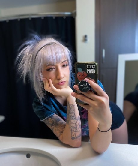 Alexa Pond onlyfans leaks naked