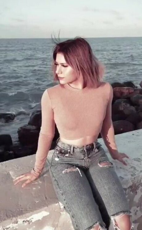 Ann Weapons onlyfans leak sex