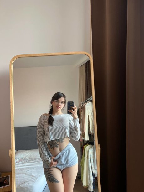 es lain leaked onlyfans free