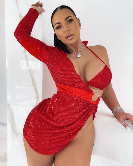 Nadine Kerastas nudes only fans