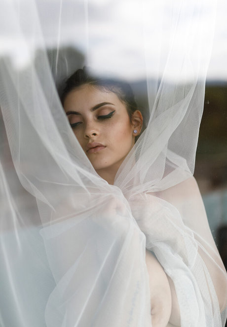 brunette bunny onlyfans hot glimpse