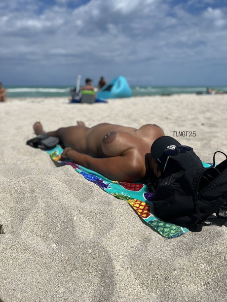 TLNGT25 nude onlyfans leaks