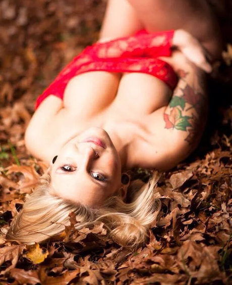 curvy blonde onlyfans hd snap