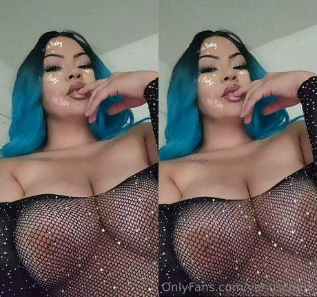 venuschula only fans nudes