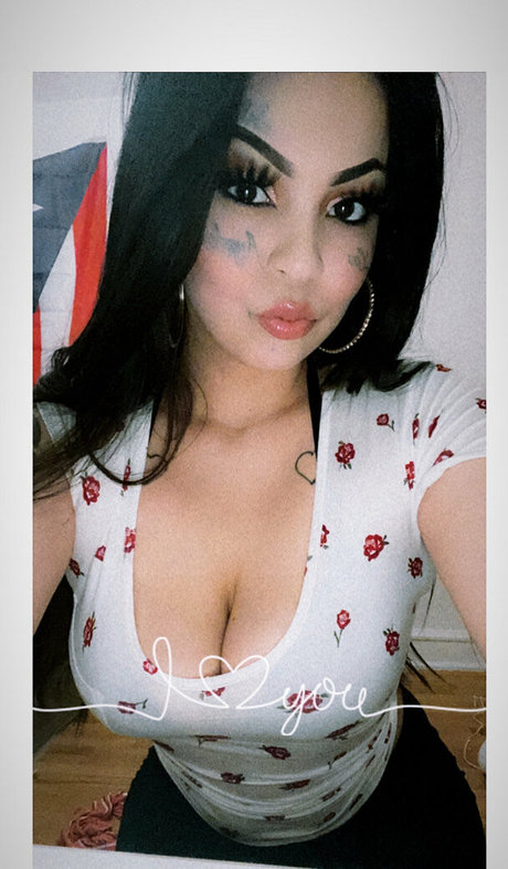 venuschula onlyfans porn