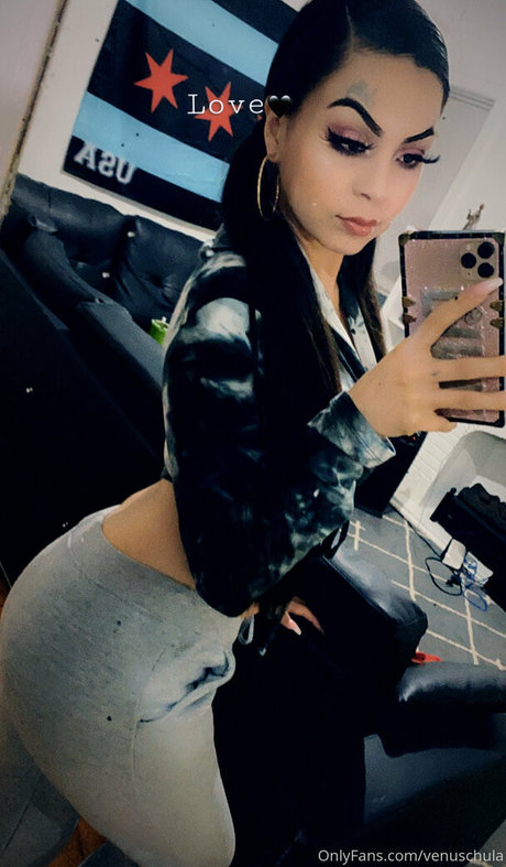 venuschula onlyfans leaks