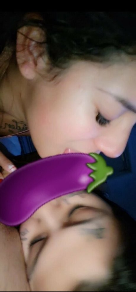 venuschula nudes only fans