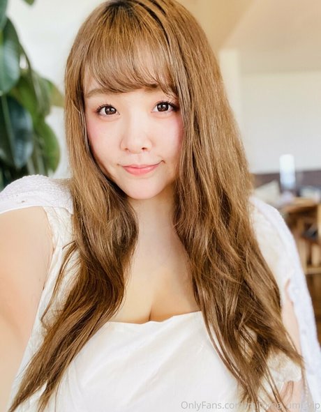 mitoma umi vip onlyfans leaked pictures