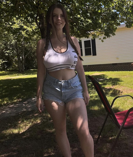 Haley Z onlyfans sextape leak