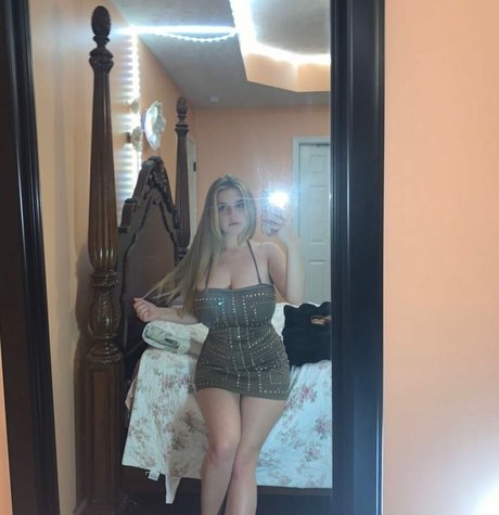 Haley Z onlyfans naked