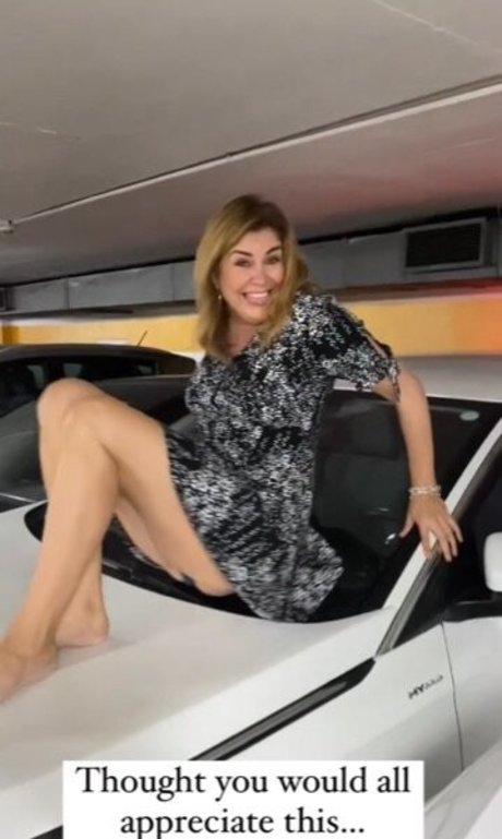 Amanda Lamb naked onlyfans pics