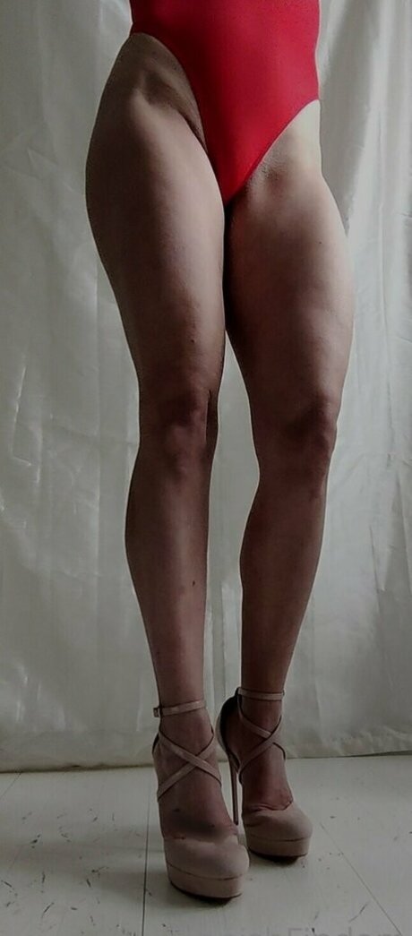 divinewifeyfree  visuals