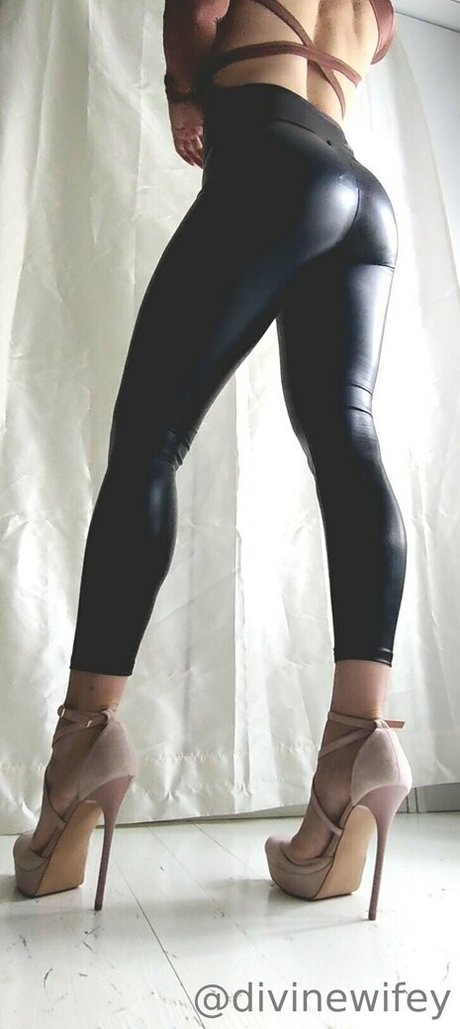 divinewifeyfree onlyfans full