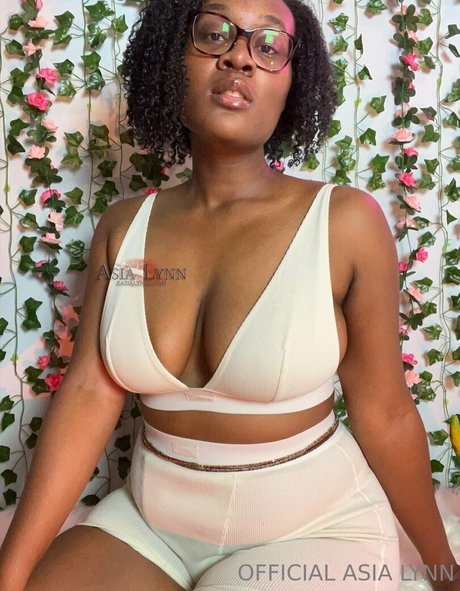 asialynnbby onlyfans creator