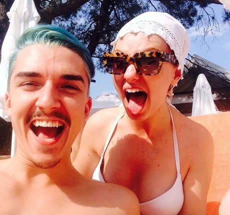 Alexandra Stan onlyfans naked