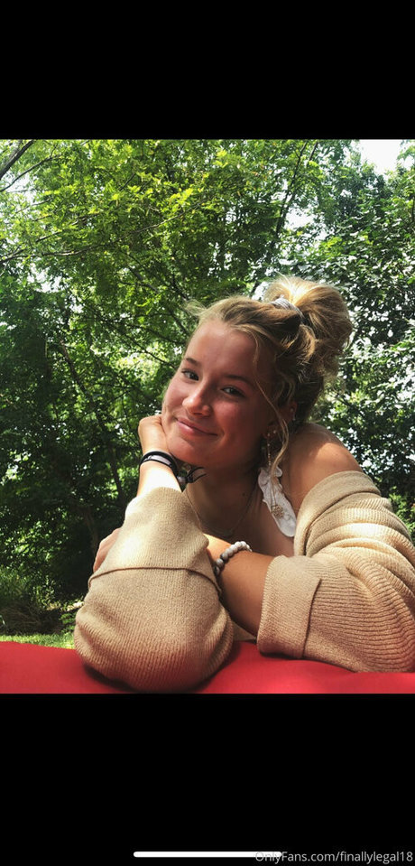 finallylegal18 only fans photos