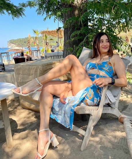 Merve Elmas onlyfans leaked pics