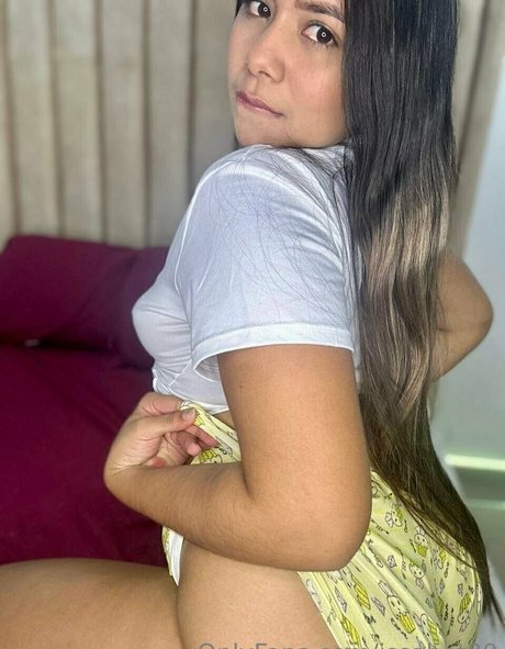 issahot30 only fans nudes