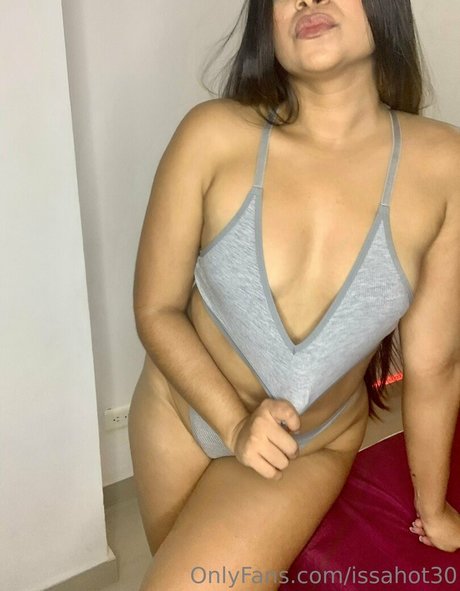 issahot30 desnuda onlyfans