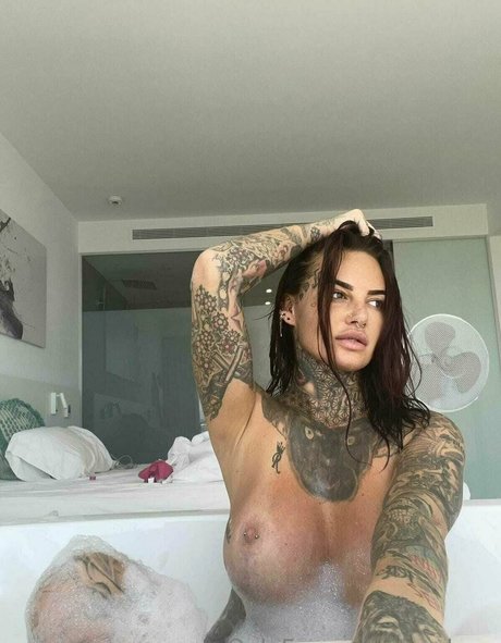 big tits free onlyfans top print