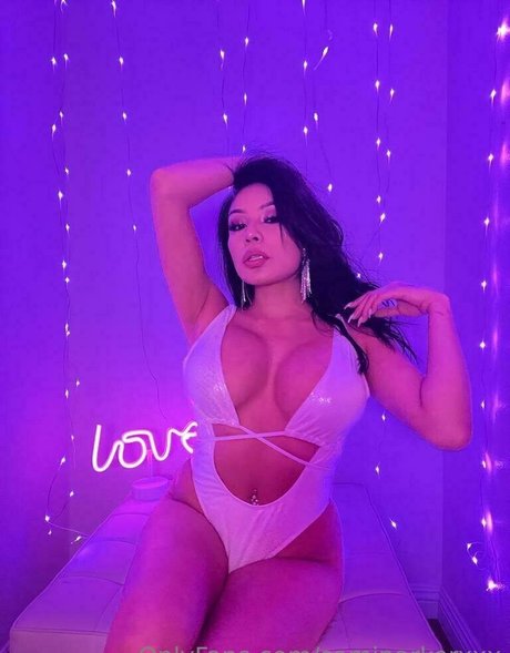 samiparkerxxx onlyfans pics