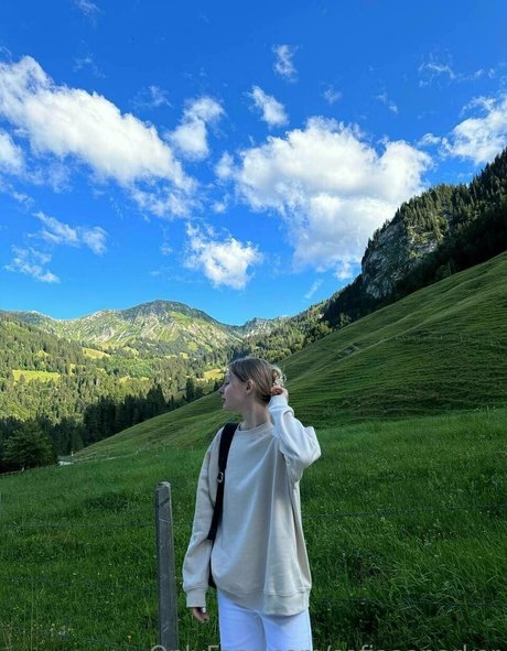 waitress onlyfans sex plate