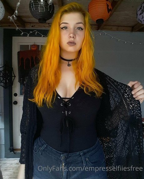 empresselfiiesfree onlyfans porn leak