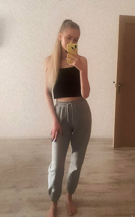 asian pawg onlyfans sexy nude snap