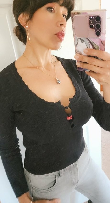 Hautemilf naked on onlyfans