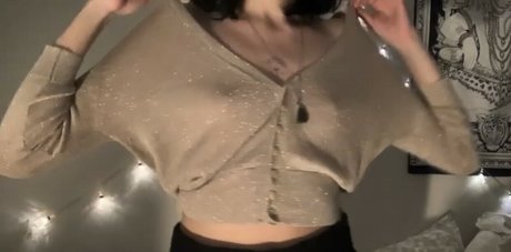 kitty nude onlyfans free xxx shot