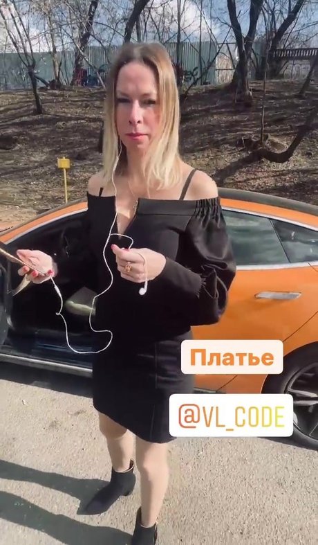 pool threesome onlyfans free sexy illustration