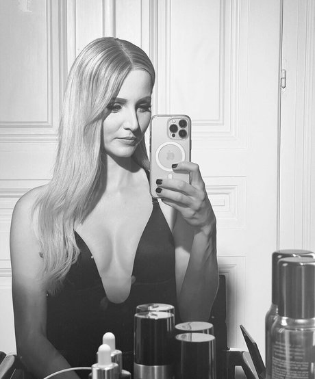 Melissa Naschenweng onlyfans leams