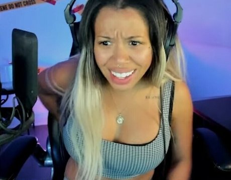 Ericka Bozeman onlyfans porno