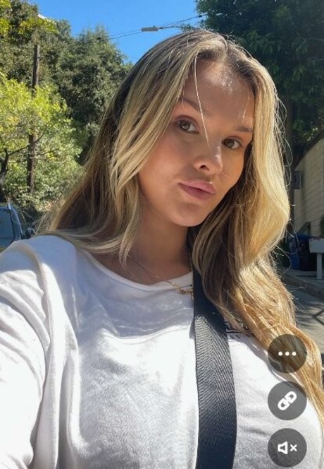 Kinsey Wolanski onlyfans nude leaks