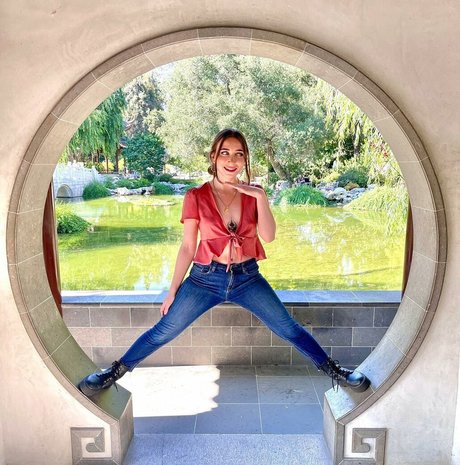 Ayytrae nude leaks onlyfans