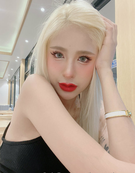 bunny jennyy onlyfans leaked naked