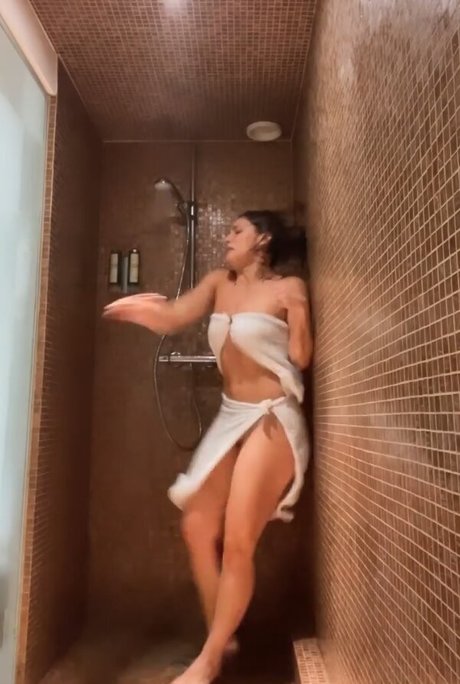 Jade Chynoweth onlyfans leams