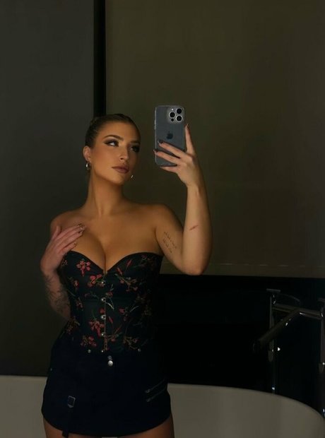 Honeypaige leaked onlyfans.