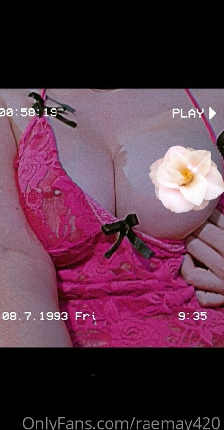 raemay420 nude onlyfans pics