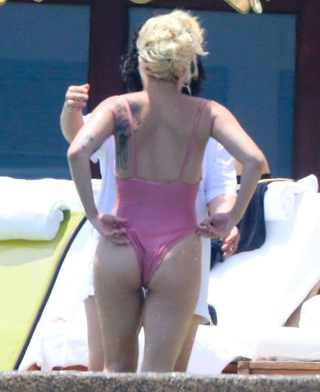 Lady Gaga onlyfans free