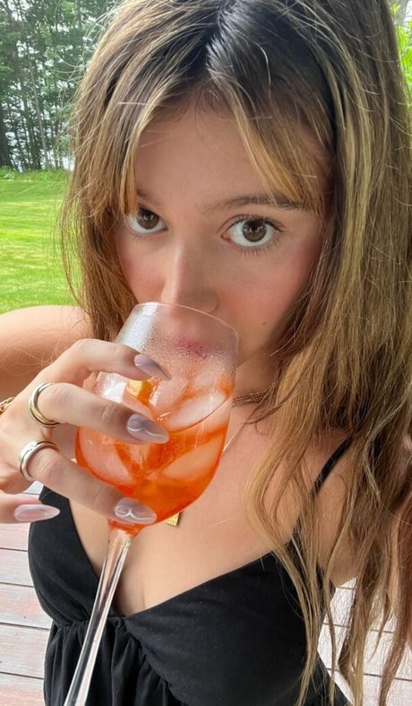 Genevieve Hannelius only fans leaks